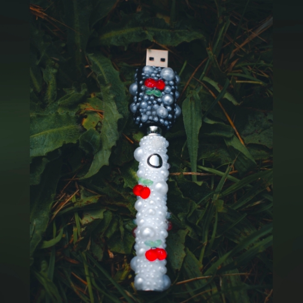 Handcrafted Cherry Pearl 🍃🍃 wand